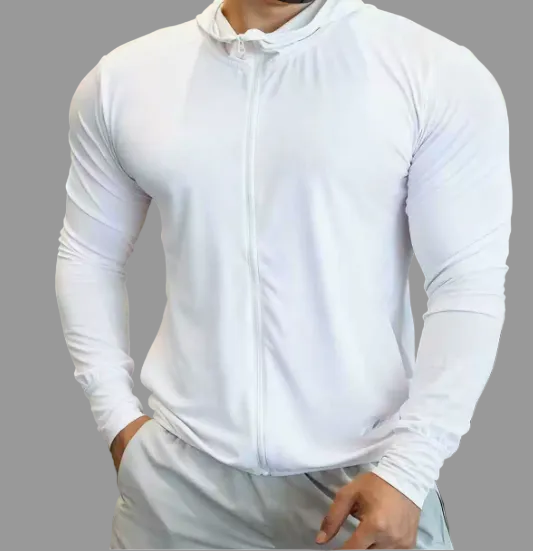 Lightweight hooded golf jacket with UV protection and full zipper in breathable polyester for active wear