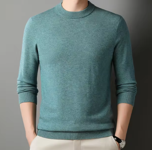 GolfThing Timeless Round-Neck Knitted Golf Sweater - Dark Green