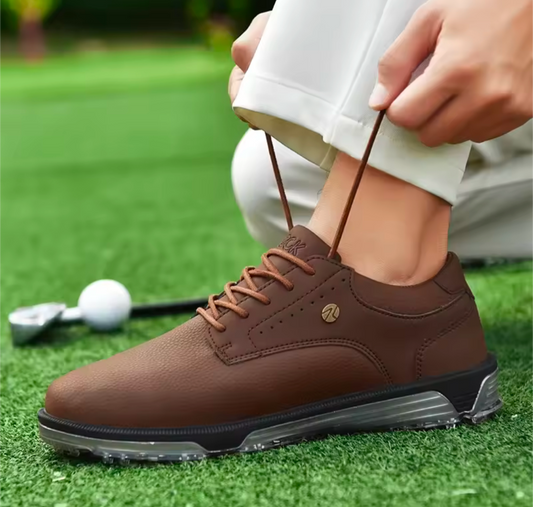 Softspike Golf Shoes vs. Modern Trainer Sole Golf Shoes: Which is Right for Your Game?