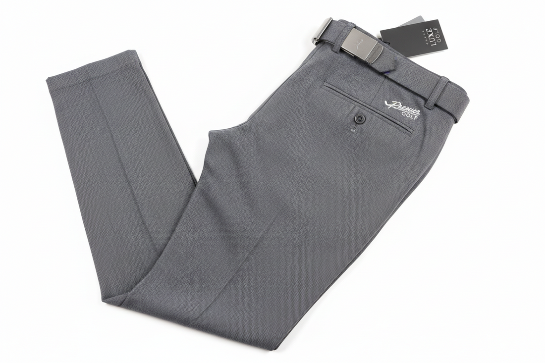 What Trousers Should I Wear When Playing Golf?