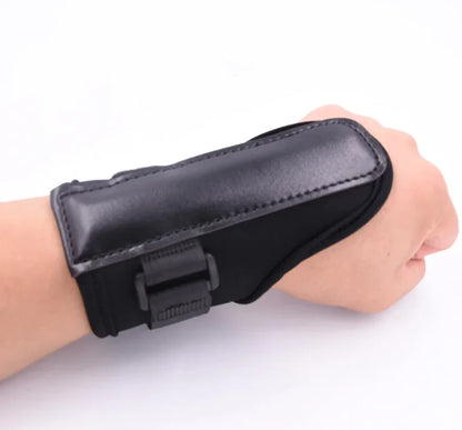 Golf Swing Wrist Brace - Improves Wrist Positioning In The Golf Swing